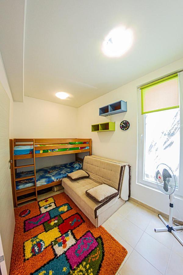 Apartment Superseaview Sutomore Eksteriør billede